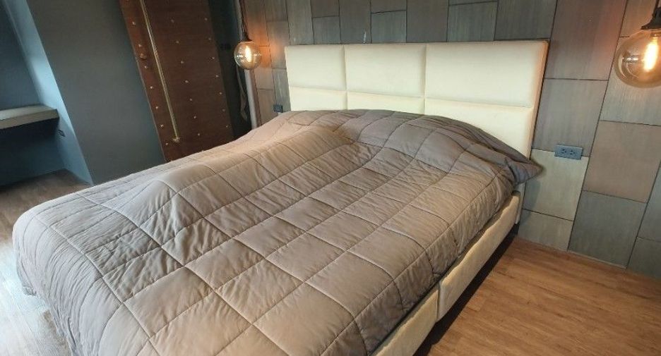 À vendre 2 chambres condo à Bang Na, Bangkok