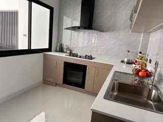 Villa zum Kauf mit 5 Zimmer in Bang Lamung, Chonburi