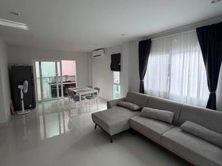 For rent 3 bedrooms townhouse in Mueang Phuket, Phuket