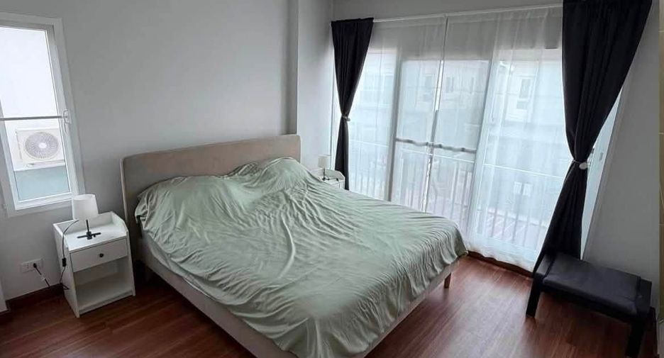 For rent 3 bedrooms townhouse in Mueang Phuket, Phuket
