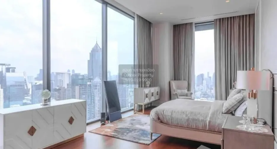For sale 4 bedrooms condo in Pathum Wan, Bangkok
