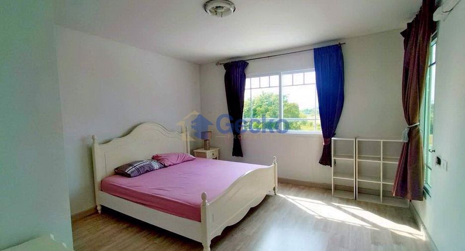 Haus zur Miete mit 3 Zimmer in Huay Yai, Pattaya