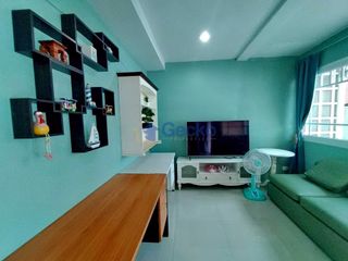 Haus zur Miete mit 3 Zimmer in Bang Lamung, Chonburi