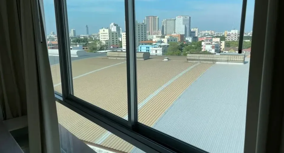 À vendre studio condo à Suan Luang, Bangkok