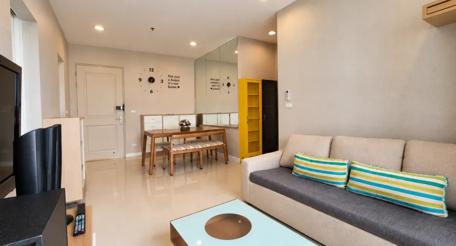 出售 2 卧室 公寓 在 Khlong San, 曼谷