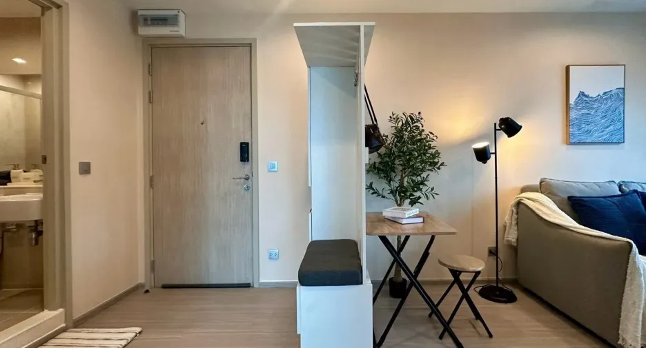 For sale 2 bedrooms condo in Mueang Samut Prakan, Samut Prakan