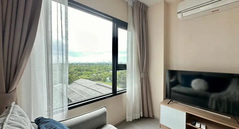 For sale 2 bedrooms condo in Mueang Samut Prakan, Samut Prakan