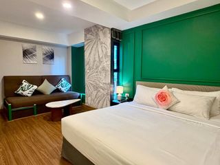 For sale 1 Beds hotel in Huai Khwang, Bangkok