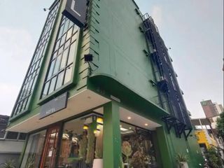 For sale 1 Beds hotel in Huai Khwang, Bangkok