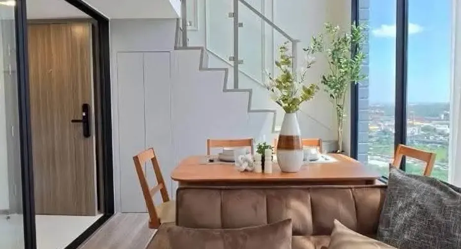 For rent 2 bedrooms condo in Khlong Toei, Bangkok