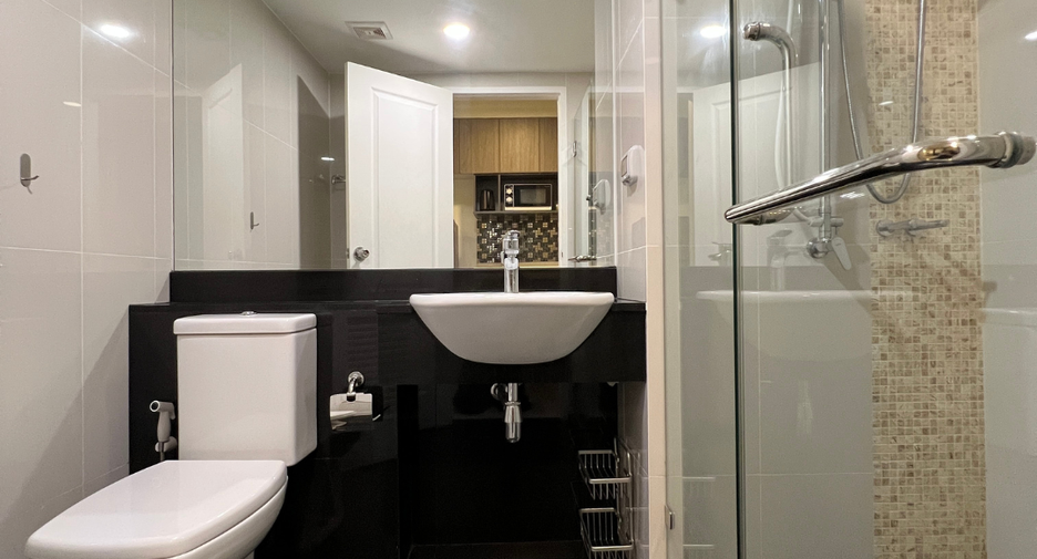 For rent 1 bed condo in Bangkok Noi, Bangkok