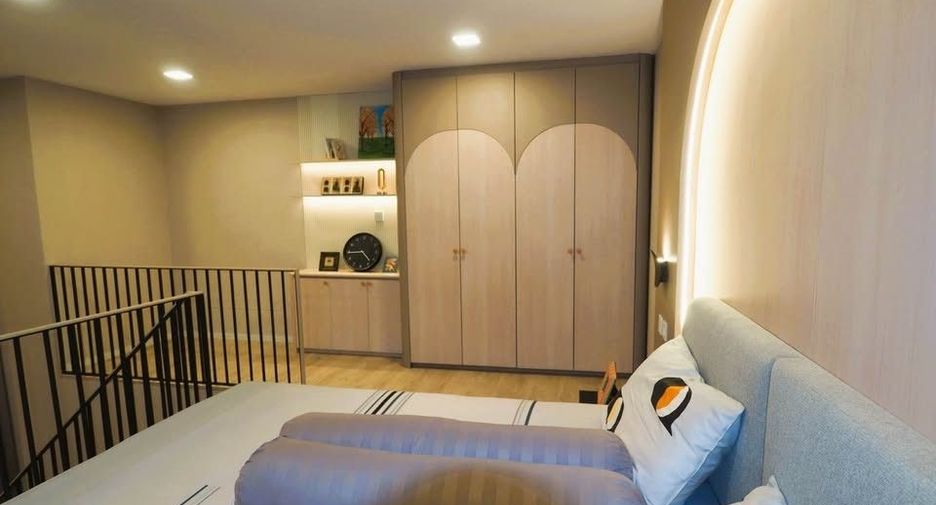 Casa en alquiler de 4 habitaciones en Saphan Sung, Bangkok
