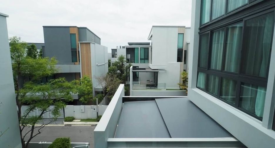 Casa en alquiler de 4 habitaciones en Saphan Sung, Bangkok