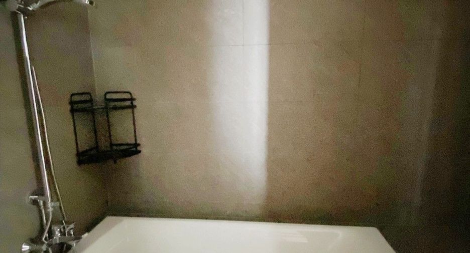 For rent 2 bedrooms condo in Bang Na, Bangkok