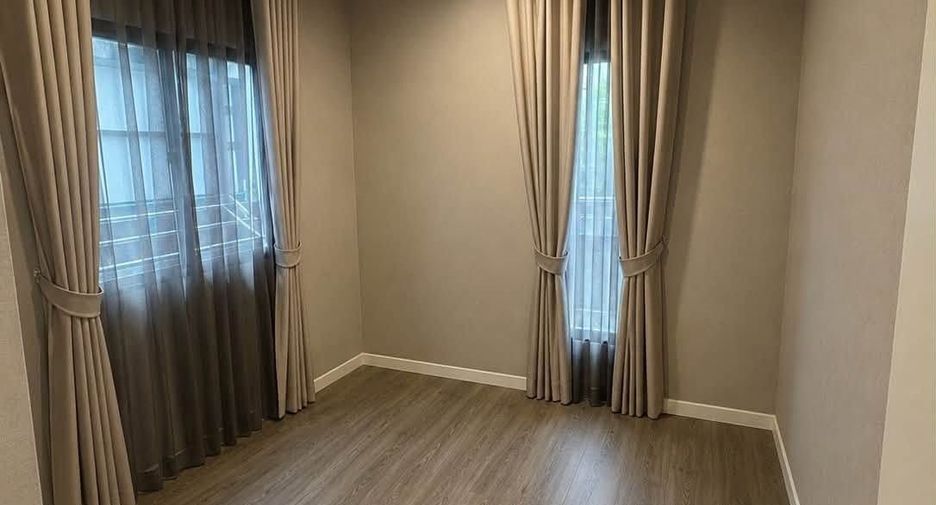 For rent 4 bedrooms house in Prawet, Bangkok