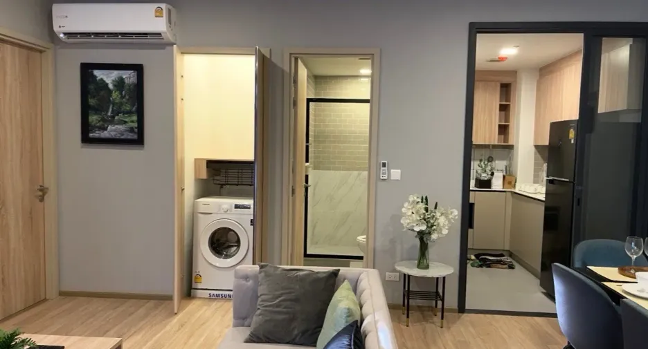 Condo en venta y en alquiler de 3 habitaciones en Ratchathewi, Bangkok