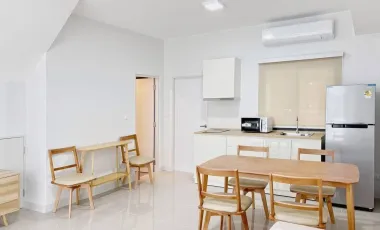 Haus zur Miete mit 3 Zimmer in Bang Phli, Samut Prakan