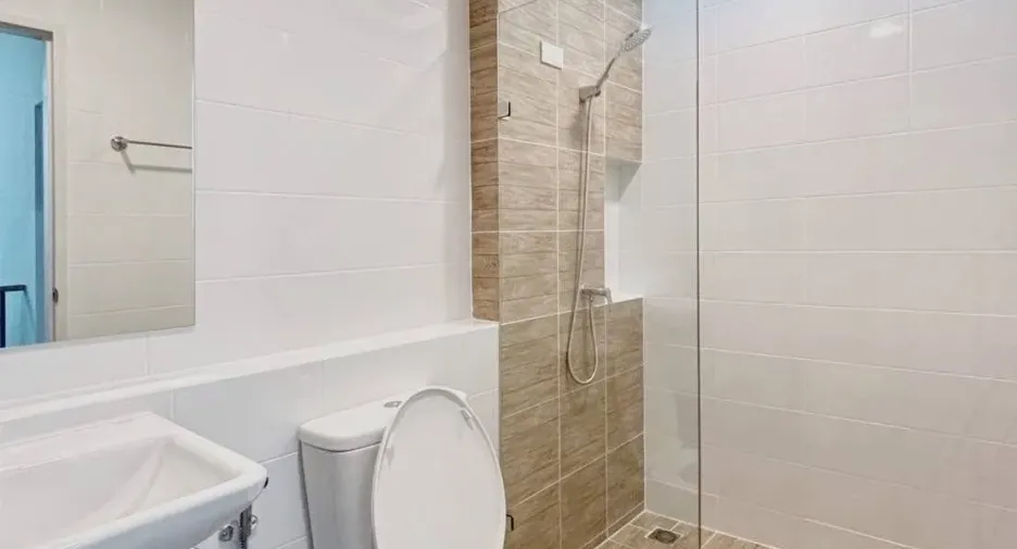Haus zur Miete mit 3 Zimmer in Bang Phli, Samut Prakan