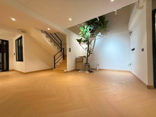 Casa adosada en venta de 3 habitaciones en Huai Khwang, Bangkok