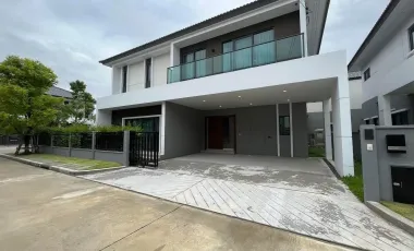 For sale 4 bedrooms house in Don Mueang, Bangkok
