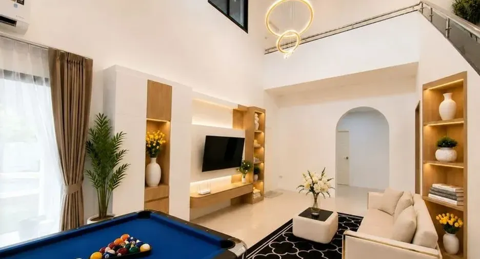 For rent 4 bedrooms villa in Bang Lamung, Chonburi