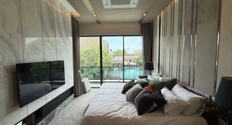 出租 4 卧室 独立屋 在 Bang Phli, Samut Prakan