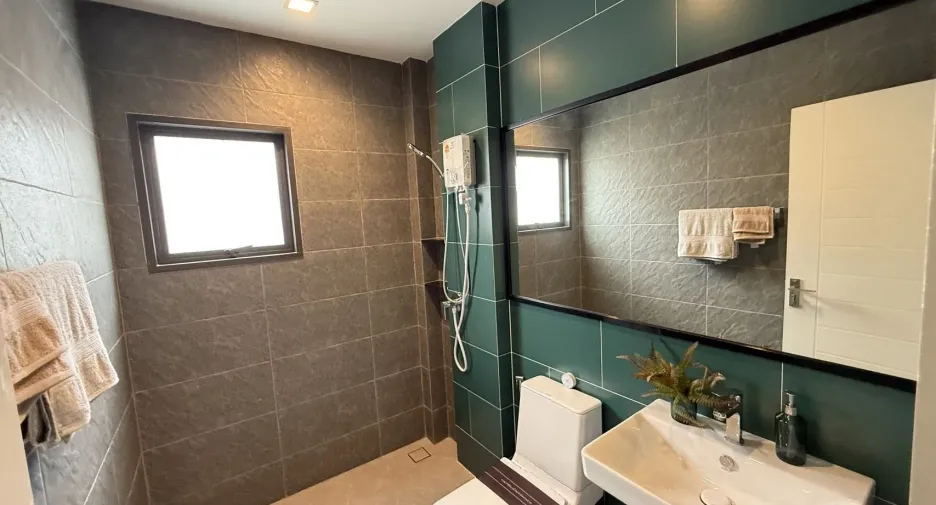 出租 4 卧室 独立屋 在 Bang Phli, Samut Prakan