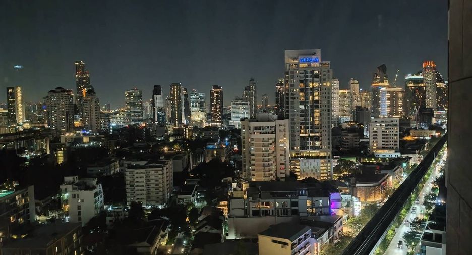 À louer 2 chambres condo à Khlong Toei, Bangkok