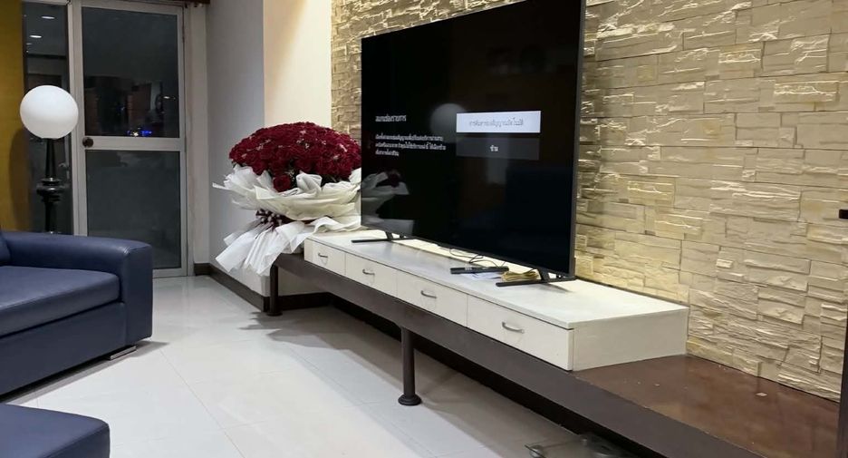 For rent 2 ベッドルーム condo in Watthana, Bangkok