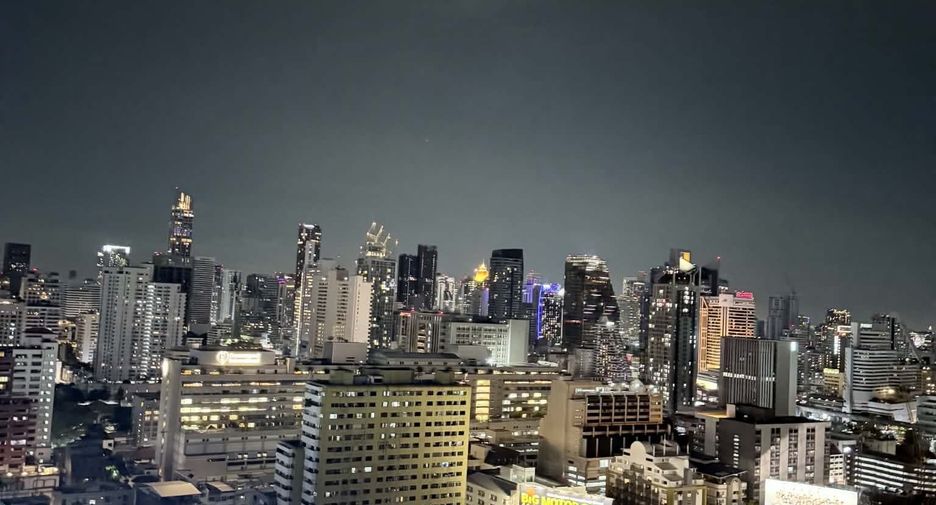 For rent 2 ベッドルーム condo in Watthana, Bangkok
