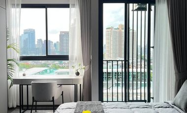 Condo en alquiler de 1 habitaciones en Khlong Toei, Bangkok