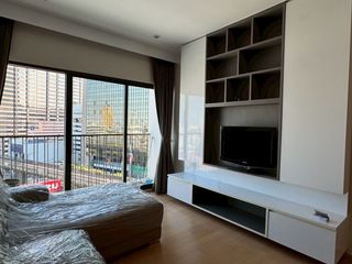 For rent 1 bed condo in Phaya Thai, Bangkok