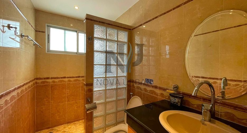 For sale and for rent 5 bedrooms villa in Jomtien, Pattaya