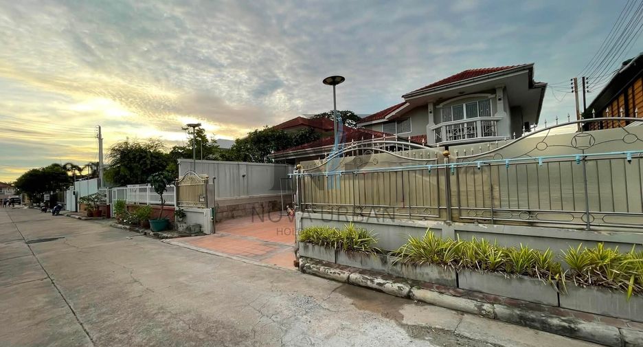 For sale and for rent 5 bedrooms villa in Jomtien, Pattaya