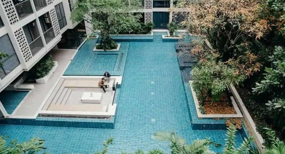For rent 1 bed condo in Phra Khanong, Bangkok