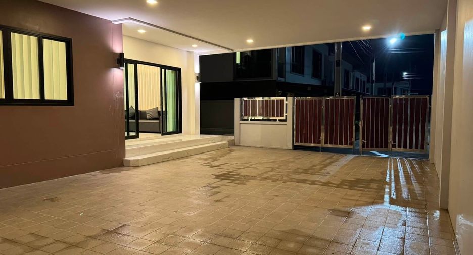 Haus zur Miete mit 5 Zimmer in Bang Lamung, Chonburi