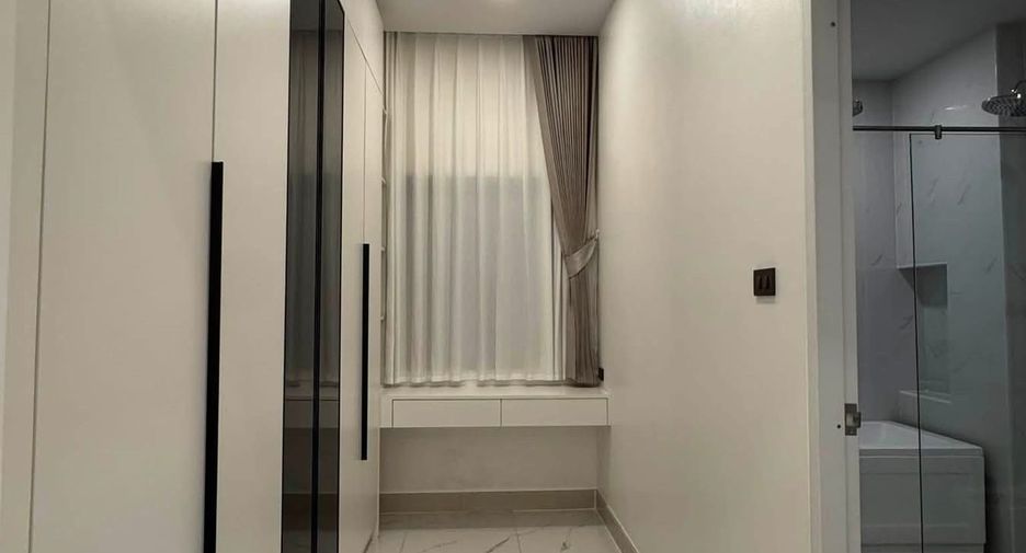 Haus zur Miete mit 5 Zimmer in Bang Lamung, Chonburi