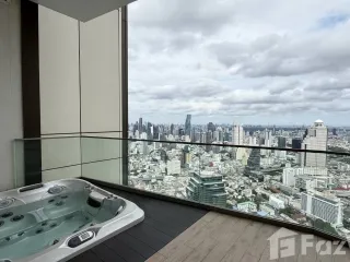 For sale 3 bedrooms condo in Khlong San, Bangkok