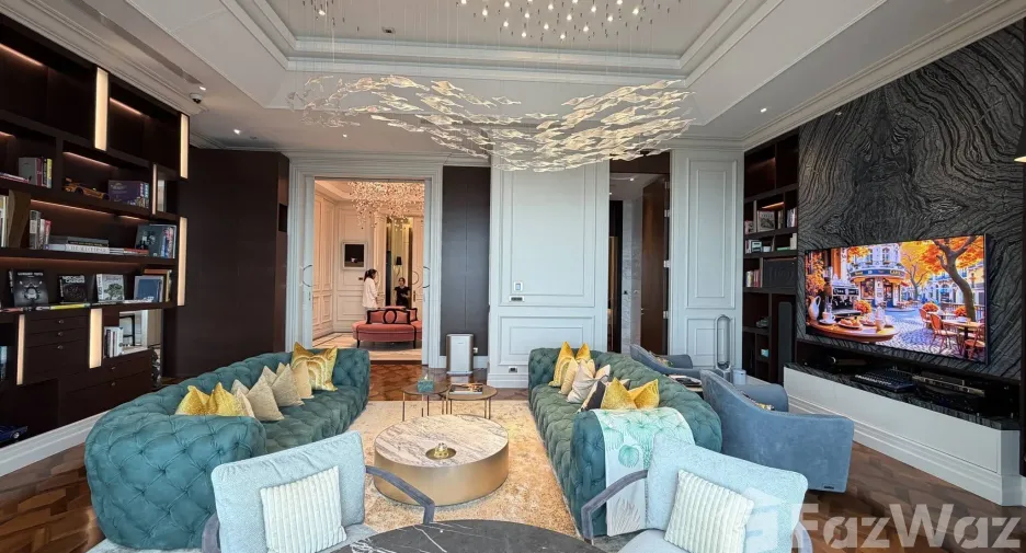 For sale 3 bedrooms condo in Khlong San, Bangkok