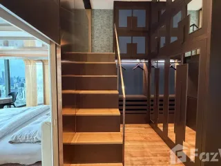 For sale 3 bedrooms condo in Khlong San, Bangkok