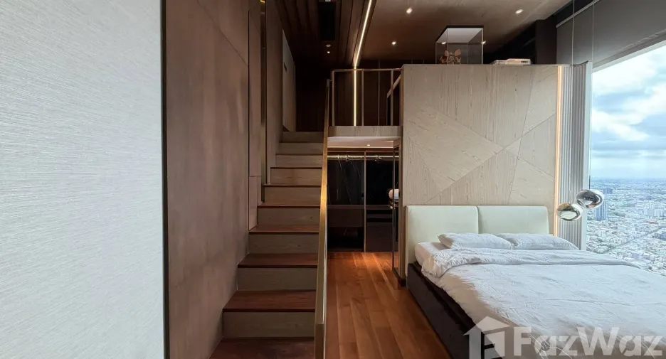 For sale 3 bedrooms condo in Khlong San, Bangkok