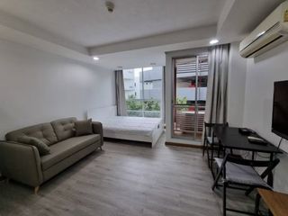 À louer studio condo à Din Daeng, Bangkok
