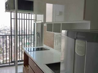 For rent 2 bedrooms condo in Yan Nawa, Bangkok