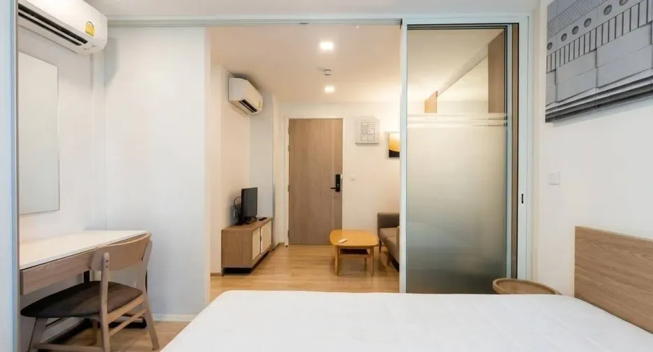 For rent studio condo in Phra Khanong, Bangkok