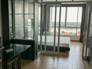 Condo en venta de 1 habitaciones en Yan Nawa, Bangkok