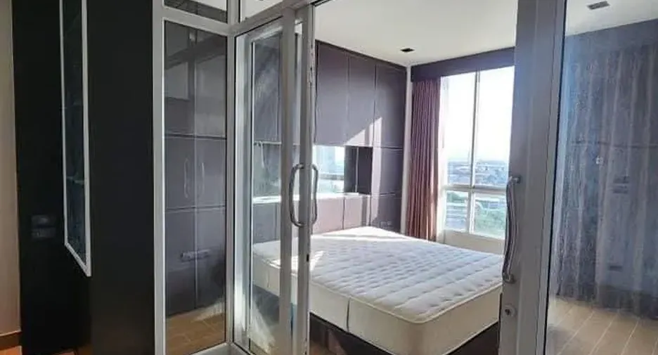 For sale 1 bed condo in Yan Nawa, Bangkok