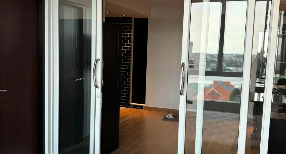 For sale 1 bed condo in Yan Nawa, Bangkok