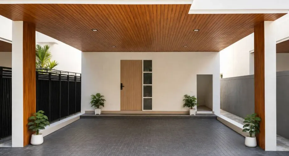 For sale 3 bedrooms house in Wang Thonglang, Bangkok