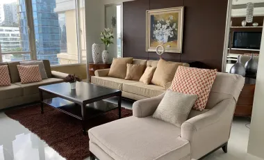 For rent 4 bedrooms condo in Watthana, Bangkok