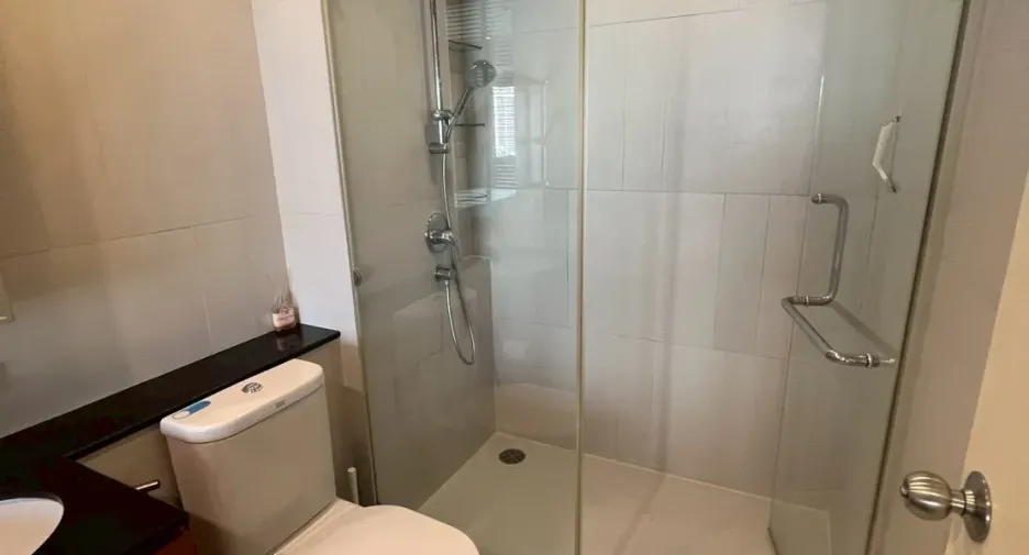For sale and for rent 1 bed condo in Sathon, Bangkok